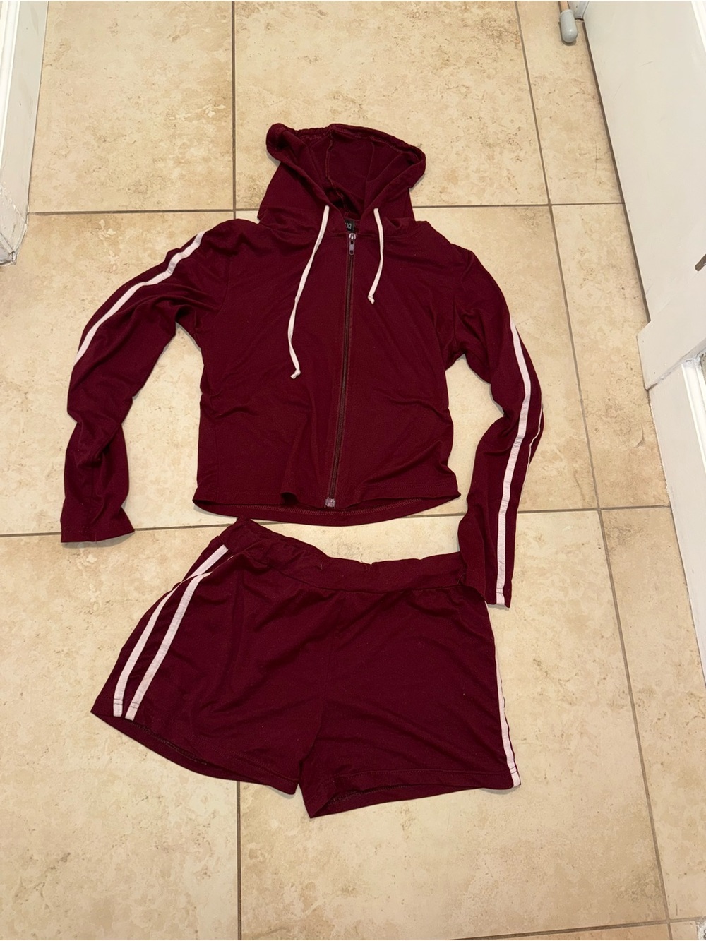 Women’s Maroon Hooded Lounge Set with Contrast Stripes